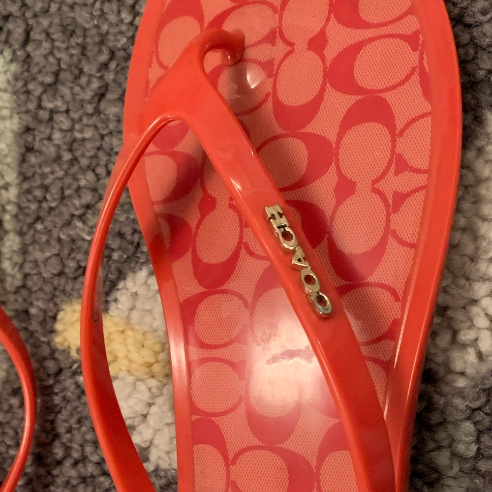 coach flip flops